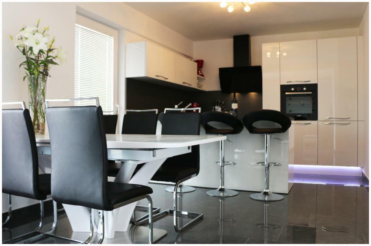 Apartman Loretta Primošten Exterior foto